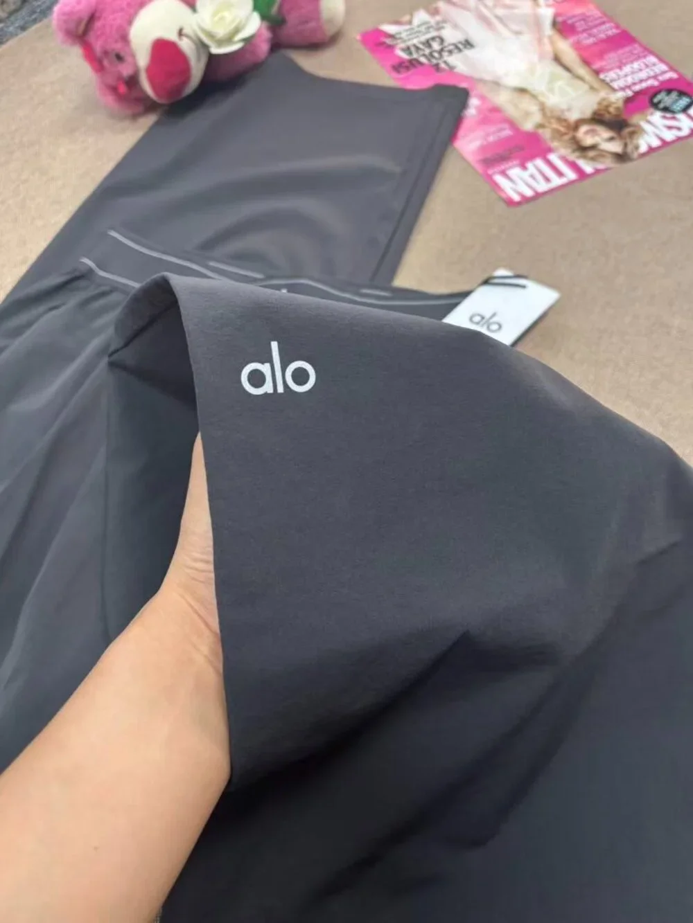 🔥🔥Alo Yoga Dark Grey Suit-Up Trouser Regular Pants